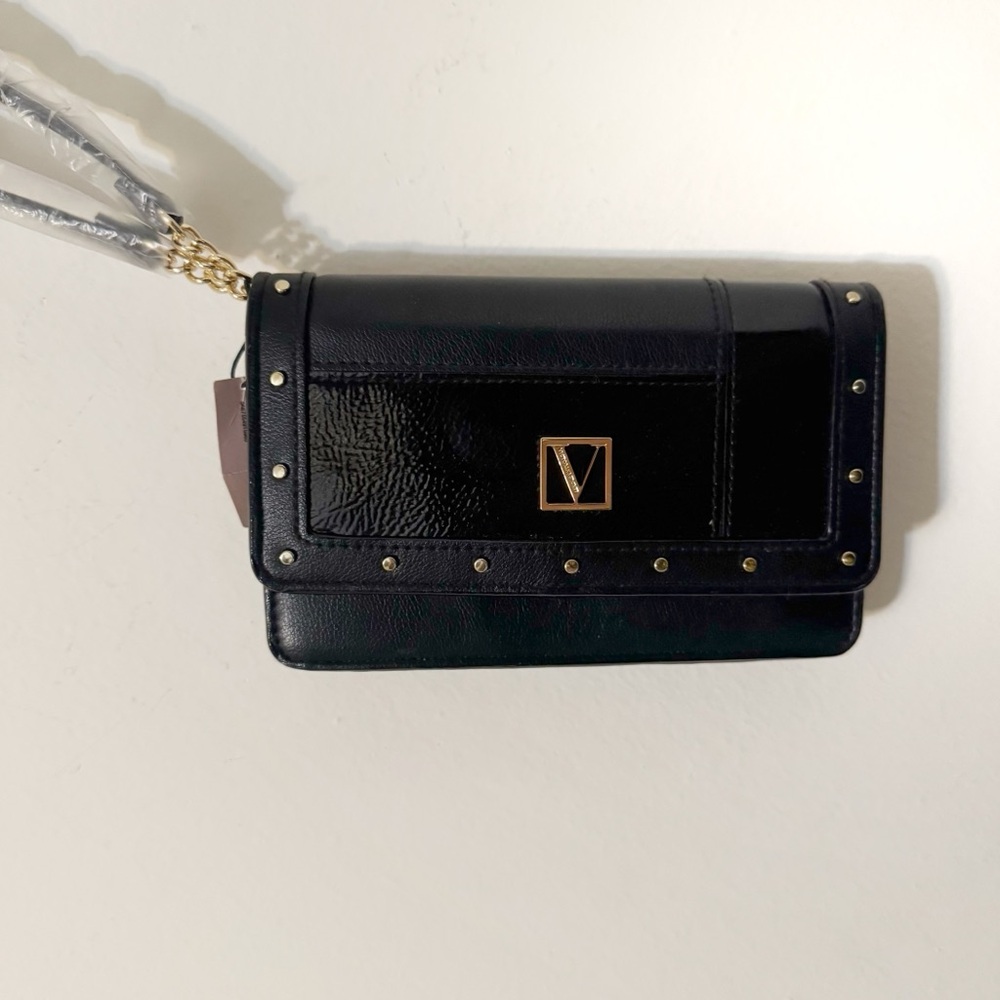 NWT Victoria’s Secret Studded Tech Wristlet
